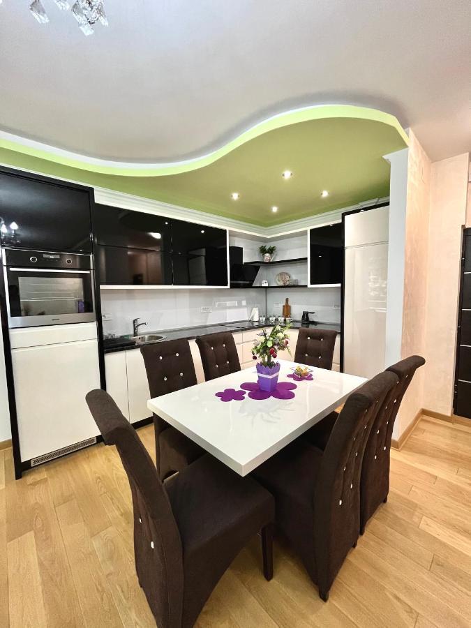 Apartment Delic Belgrad Exteriör bild